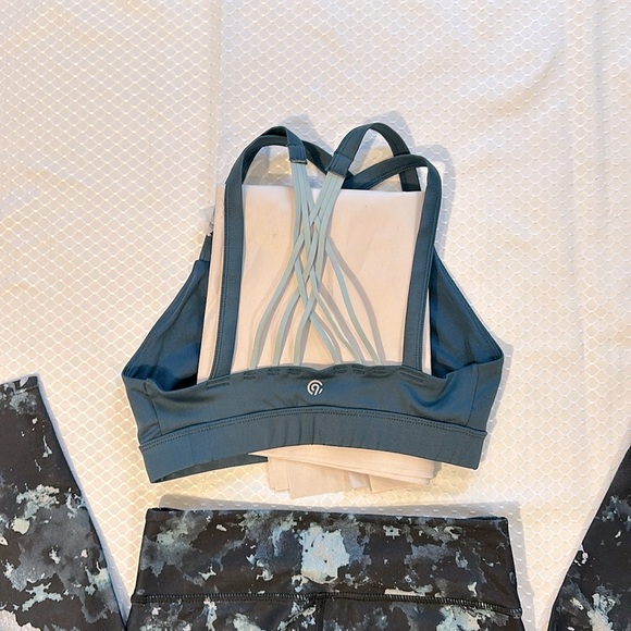 Set X-Small Like new, no issues, Joy Lab leggings, Champion Sports Bra, CUTE! - Picture 5 of 5